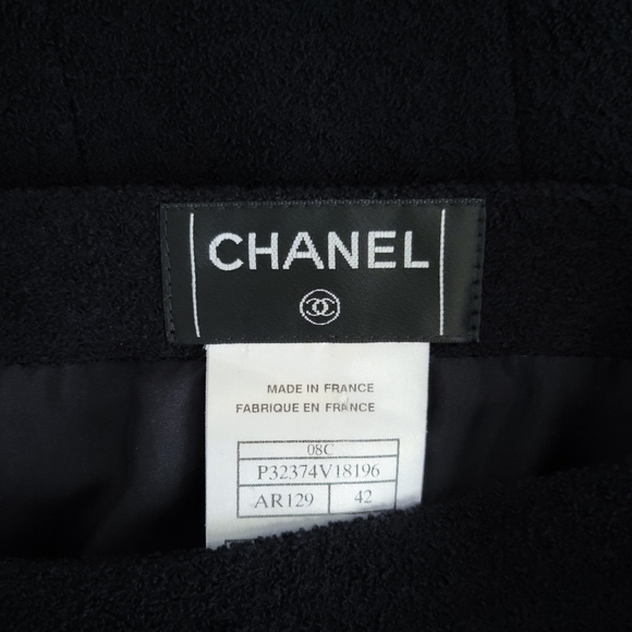CHANEL Skirt • Coco CC Monogram Button • Silk Wool • France 42 • M 8 - Picture 5 of 5